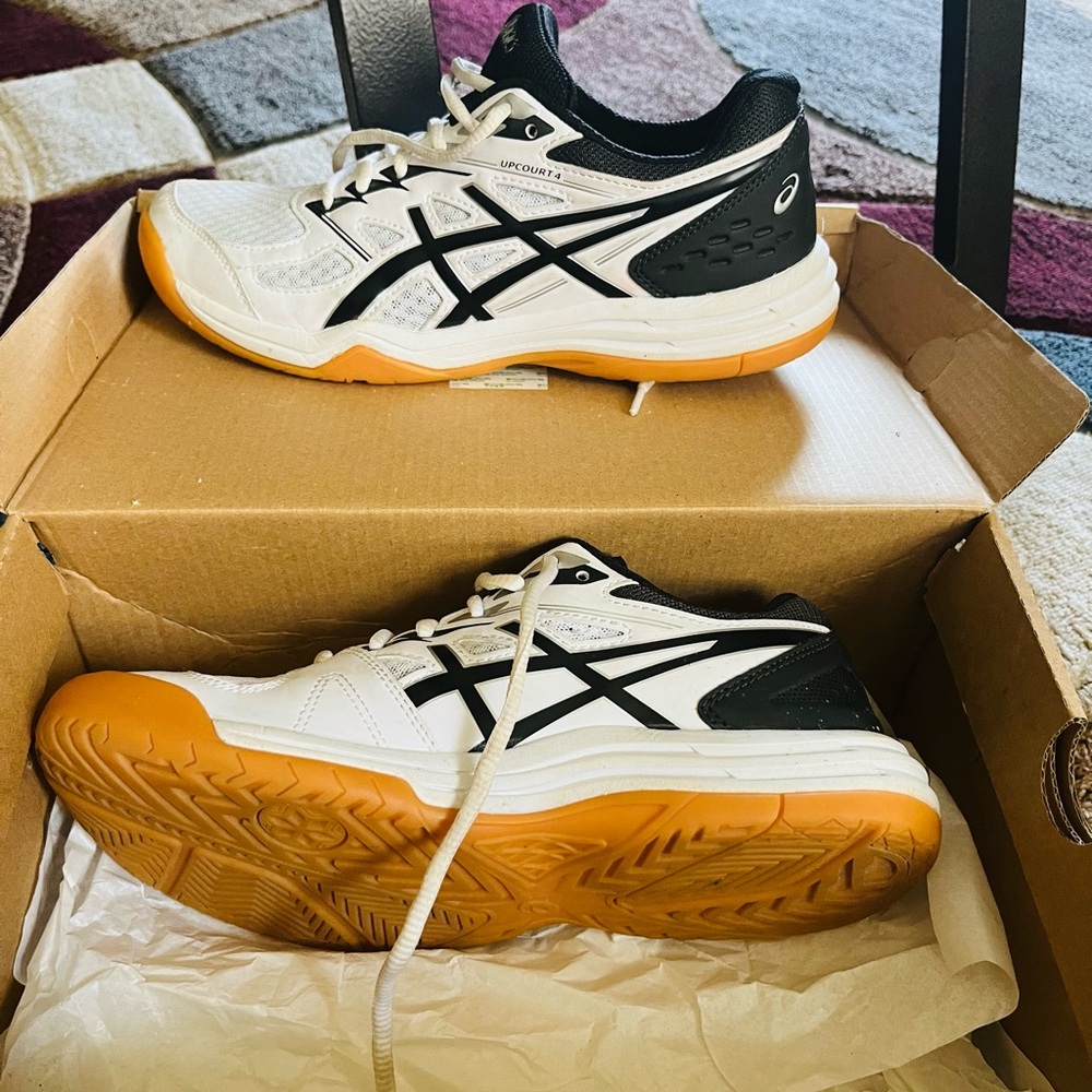 ♦️♦️Women’s Volleyball Shoes♦️♦️